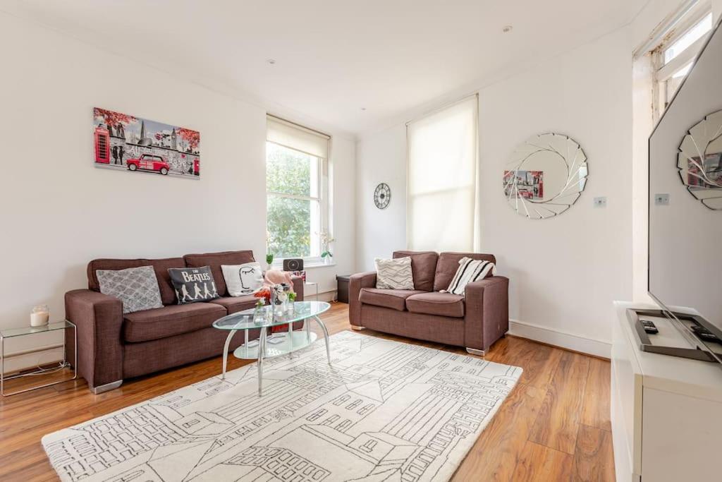 2 Bedroom Flat In St Johns Wood Londra Exterior foto