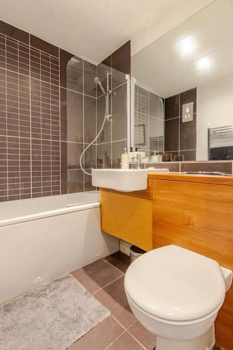2 Bedroom Flat In St Johns Wood Londra Exterior foto