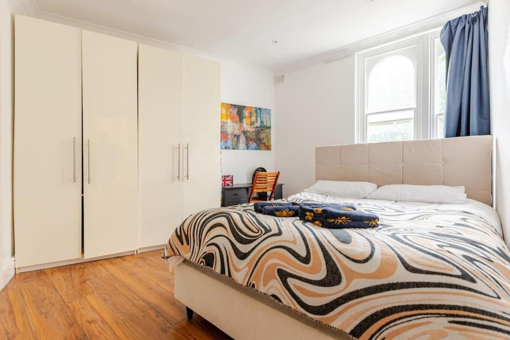 2 Bedroom Flat In St Johns Wood Londra Exterior foto