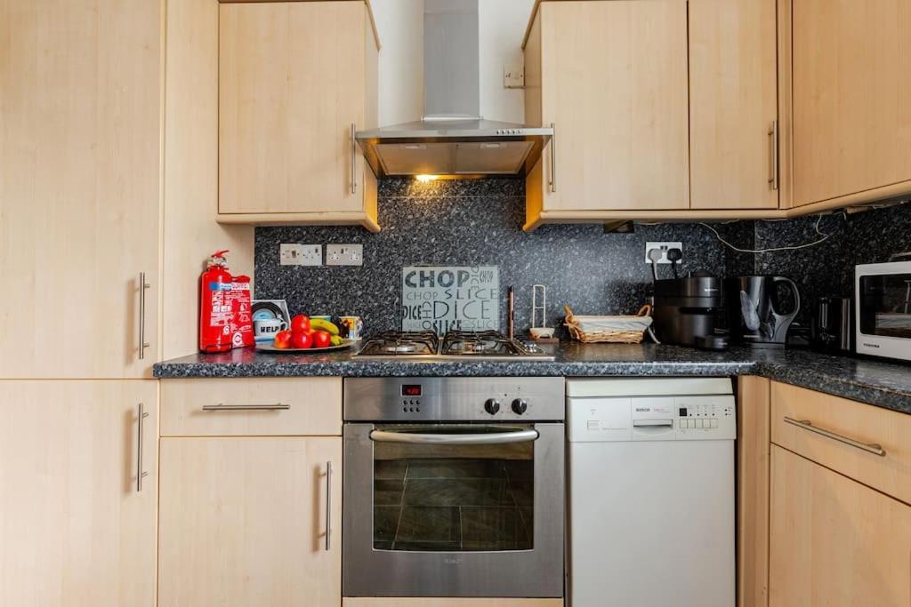 2 Bedroom Flat In St Johns Wood Londra Exterior foto